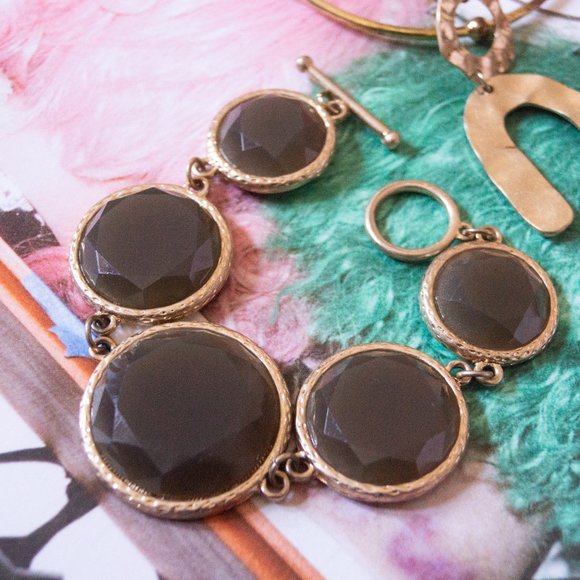 Green/grey vintage bracelet - PLEASE COMMENT BEFORE BUYING - Picture 3 of 5